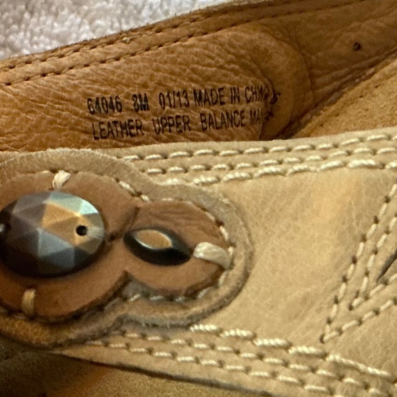 Clarks sandals - Picture 3 of 3